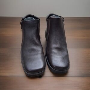 Azaleia Brown Leather Ankle Boots Booties Side Zip Women's Size 7.5